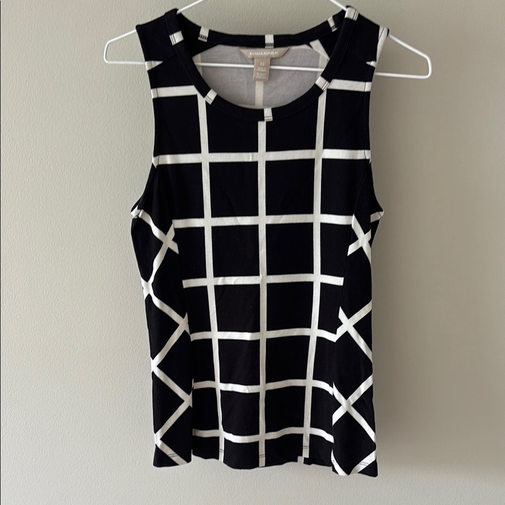 Banana Republic Black and White Grid Pattern Tank Top